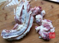 土豆炖牛肉的做法图解1