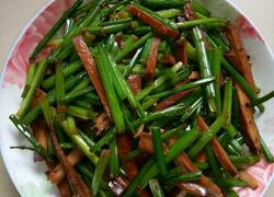 韭菜苗炒茶叶干