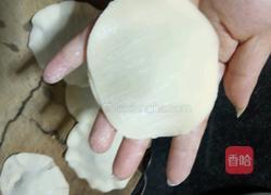 煎包面皮饼的做法图解4