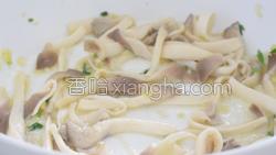 蚝油蘑菇的做法图解13
