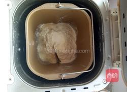 低脂无糖奶盐苏打饼干(30个左右)的做法图解1