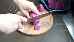 红茶紫薯蛋糕卷的做法图解1