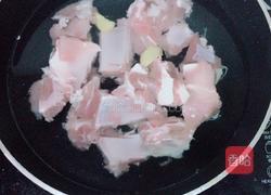 营养玉米排骨汤的做法图解1