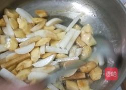 牛肉炖萝卜土豆的做法图解2