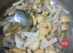 牛肉炖萝卜土豆的做法图解3