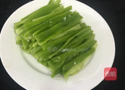 尖椒肉丝（五花肉）的做法图解2
