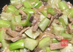 丝瓜炒肉片的做法图解4