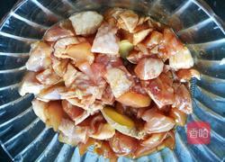 荷叶糯米鸡的做法图解3