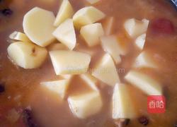 土豆炖排骨的做法图解3
