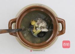 姬松茸花菇炖老鸡的做法图解5