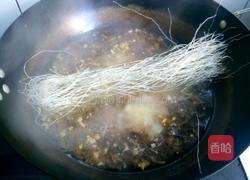 干酸菜粉丝汤的做法图解7