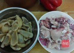 海参焖猪手的做法图解1