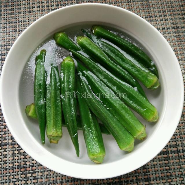 过凉水冲洗一下