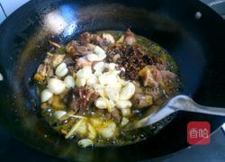 青椒焖鸡块的做法图解5