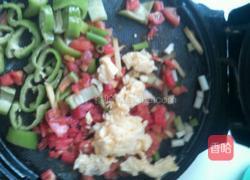 西红柿青椒炒鸡蛋的做法图解7