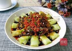 凉拌黄瓜木耳的做法图解1