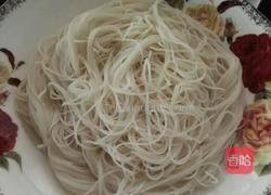 蒜蓉基围虾的做法图解1