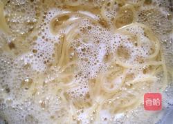 黑椒意面的做法图解3