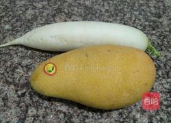 芒果萝卜卷的做法图解1