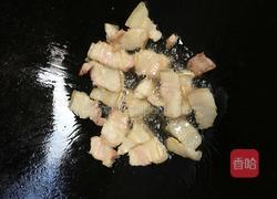 五花肉炒藕片的做法图解4