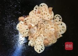 五花肉炒藕片的做法图解6