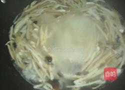 圆子茶树菇汤的做法图解5