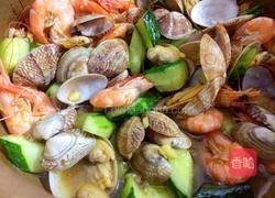 青瓜焖蛤俐的做法图解4