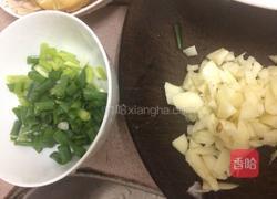 萝卜炒豆泡的做法图解3