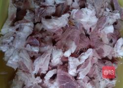 酱汁牛腩的做法图解2