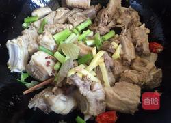 铁锅炖-排骨土豆花卷锅的做法图解8