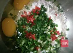 Illustration of how to make chive egg pancake 2