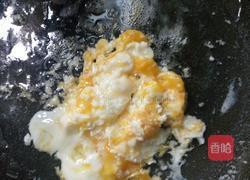 鸡蛋虾仁红椒粉丝面(中氏龙卷风面)的做法图解8