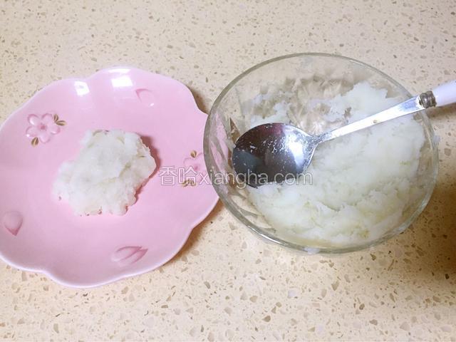 开始堆小山