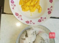 白心火龙果汁的做法图解1