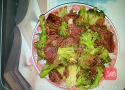 腊肠炒西兰花的做法图解4