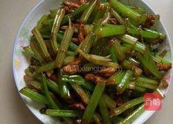 香芹炒肉的做法图解5