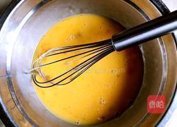 黑芝麻蛋卷的做法图解3