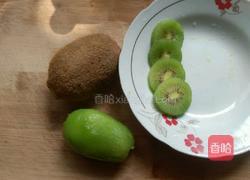 酸奶猕猴桃片的做法图解1