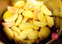 黄桃罐头的做法图解4