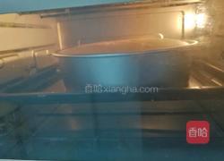 十寸生日蛋糕可妮兔的做法图解1