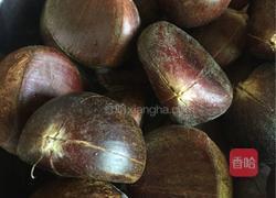 糖水板栗的做法图解2