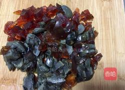 皮蛋拌香菜的做法图解4