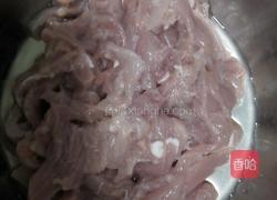 红油肉丝面的做法图解1