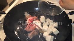 丝瓜豆腐鱼头汤的做法图解5