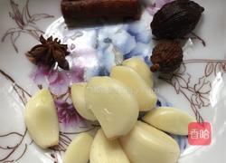 卤猪耳朵的做法图解2