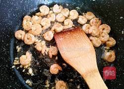 彩椒芦笋炒虾仁的做法图解9