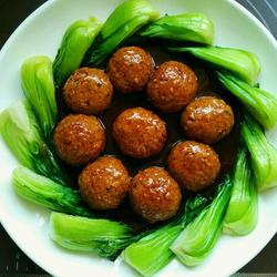 红烧狮子头的做法[图]