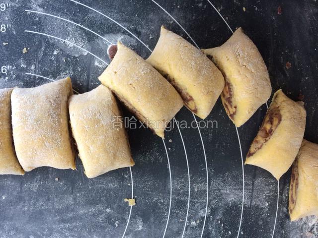 切成等大小的剂子……