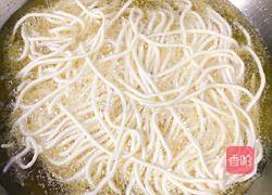 皮蛋拌馓子的做法图解4