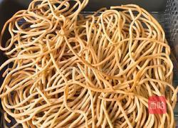 皮蛋拌馓子的做法图解6